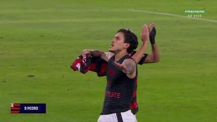 Pedro ăn mừng bàn thắng quyết định trong trận derby Fla-Flu giữa Flamengo và Fluminense