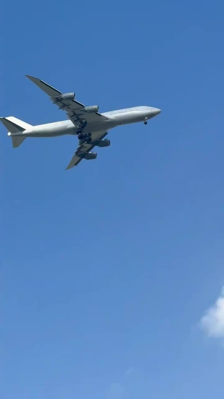 Phi cơ Boeing 747-8i Qatar tặng Mỹ, một món quà ngoại giao giá trị.