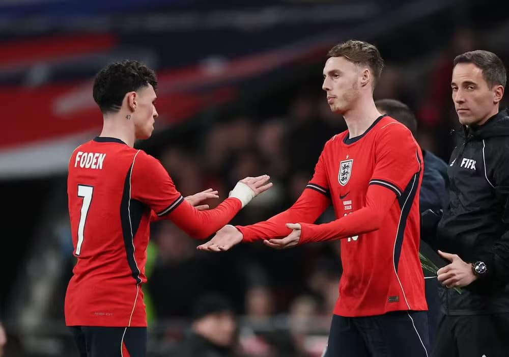 Phil Foden và Cole Palmer, hai ngôi sao bị Thomas Tuchel loại khỏi đội hình tuyển Anh.