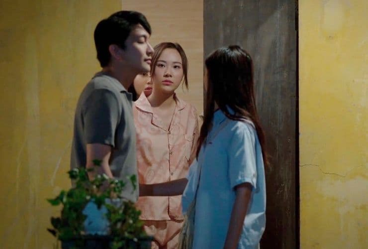 Phim bị đánh giá xây dựng các nhân vật thiếu tích cực và logic, gây mất thiện cảm từ khán giả.