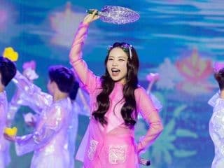 Phương Mỹ Chi biểu diễn khi còn nhỏ, thể hiện tài năng từ Giọng Hát Việt Nhí