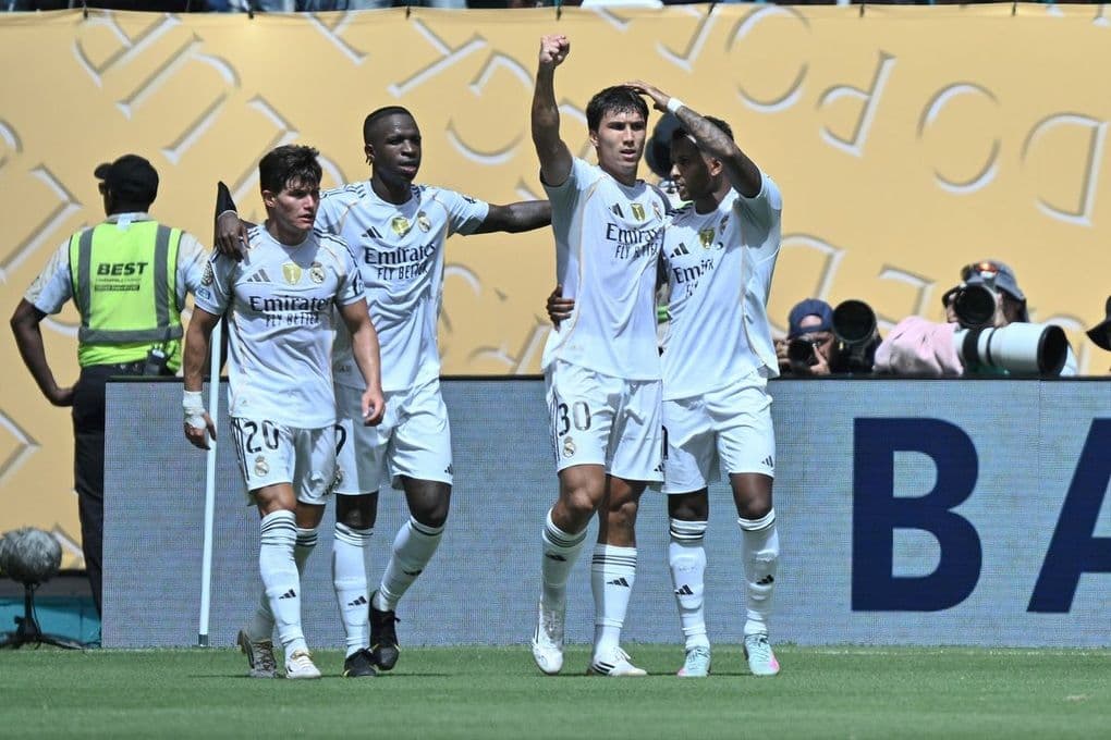 Real Madrid hòa đội bóng Saudi Arabia trong ngày HLV Alonso ra mắt - 1