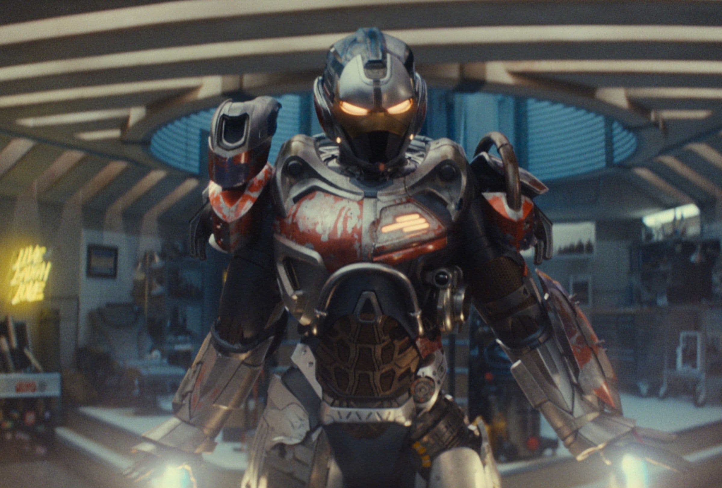 Riri Williams trong bộ giáp Ironheart, nhân vật chính của series Ironheart nơi Mephisto ra mắt