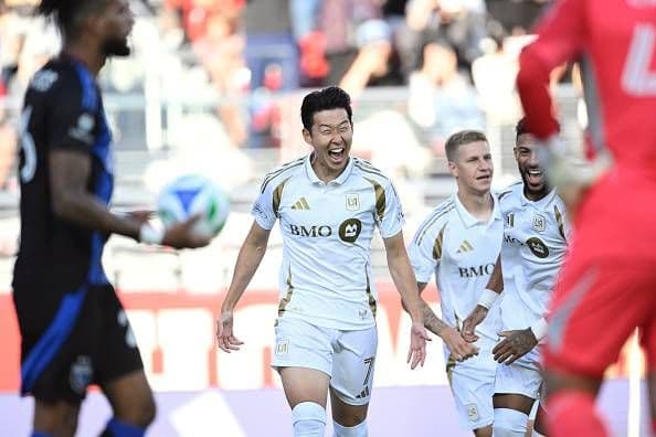 Son Heung-min của LAFC ăn mừng bàn thắng vào lưới San Jose Earthquakes tại sân Levi's Stadium.