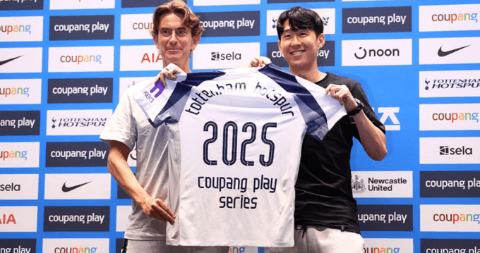 Son Heung-min và tân HLV Thomas Frank của Tottenham thảo luận về tương lai CLB.