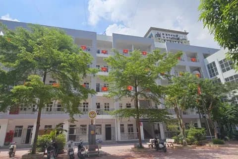 Tòa nhà trường học, biểu tượng cho các cơ sở giáo dục hưởng lợi từ học bạ số hóa