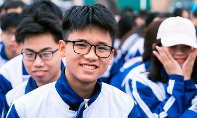 Thủ khoa Trần Anh Tú, học sinh THPT Hưng Nhân, Hưng Yên, đạt 96,1 điểm TSA