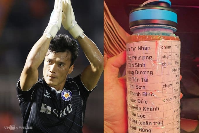 Thủ môn Bùi Tiến Dũng và chai nước 'bí kíp' chứa thông tin sút phạt đền của đối thủ.
