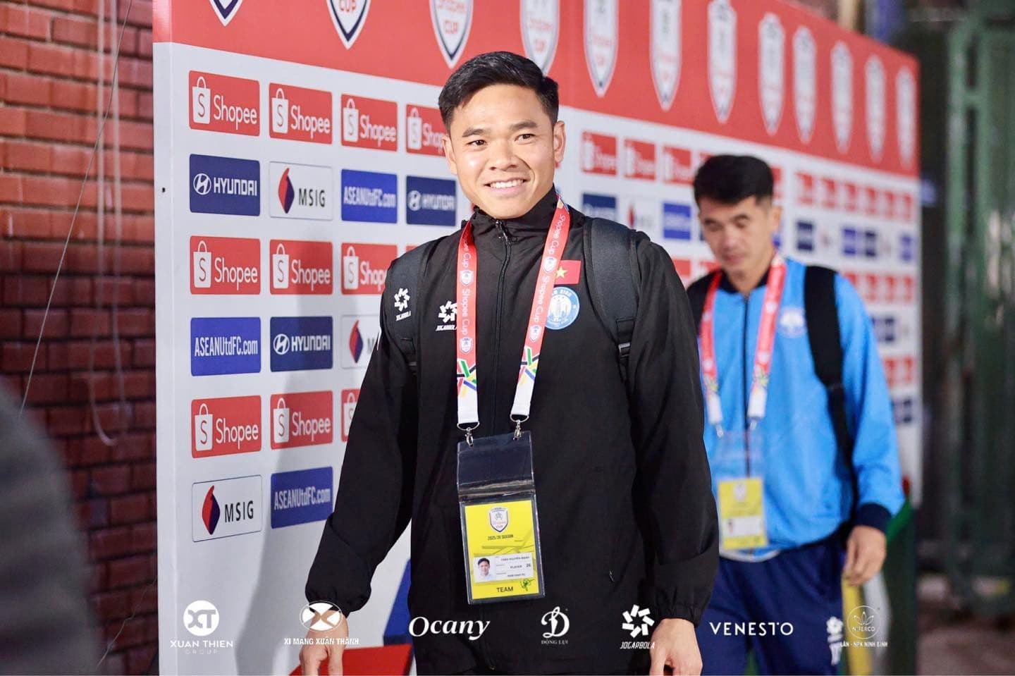 Thủ thành Nguyên Mạnh của Nam Định trở lại, củng cố sức mạnh nội tại của đội bóng.