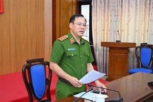 Thứ trưởng Bộ Công an chỉ đạo về các vụ án lừa đảo và đánh bạc, thể hiện nỗ lực củng cố pháp trị.