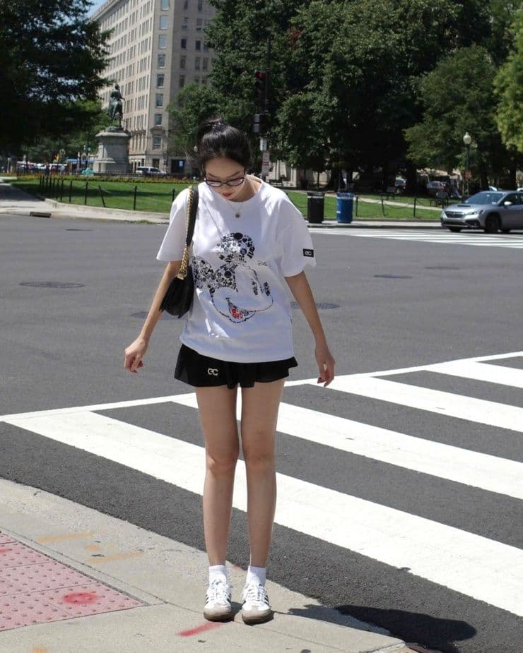 Thanh Thủy tự tin thể hiện phong cách cá nhân và sự trưởng thành.