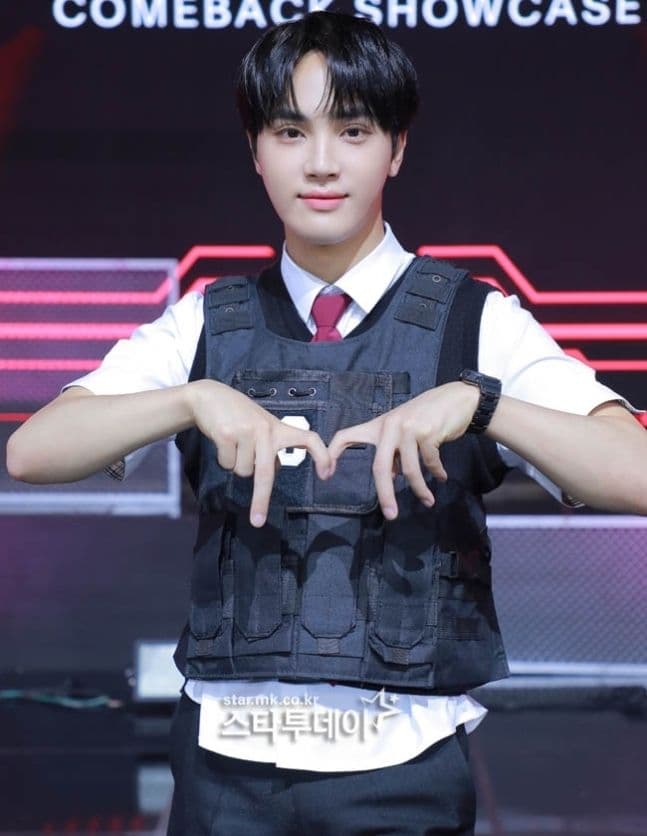 THE BOYZ Ju Haknyeon. Photo by lStar TodayDB