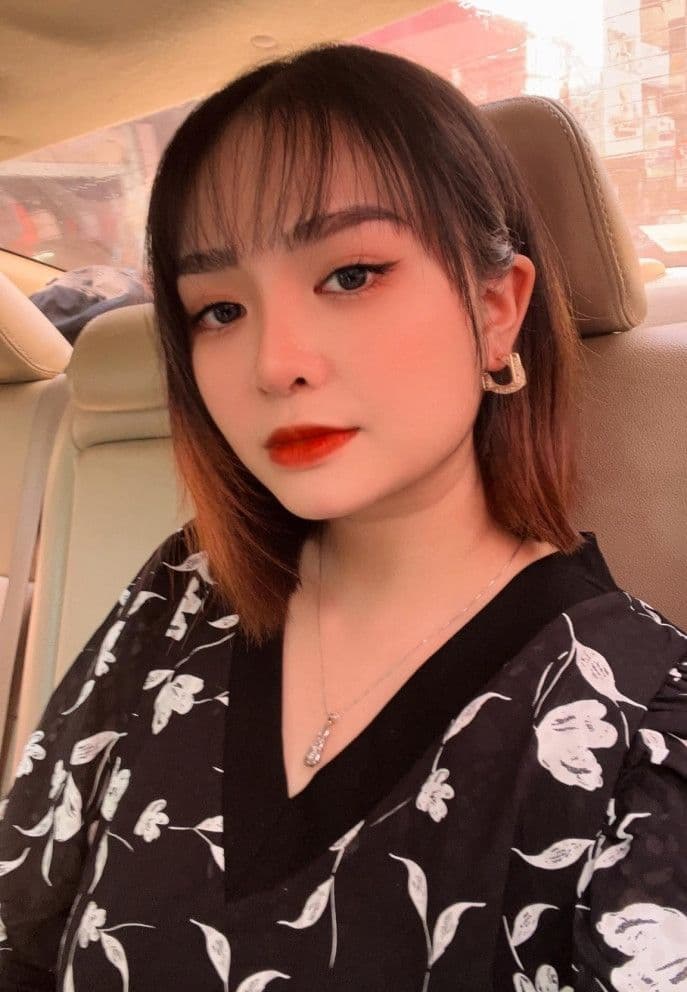 Thiện Nhân trong một khoảnh khắc đời thường, phản ánh những áp lực và mâu thuẫn cá nhân.