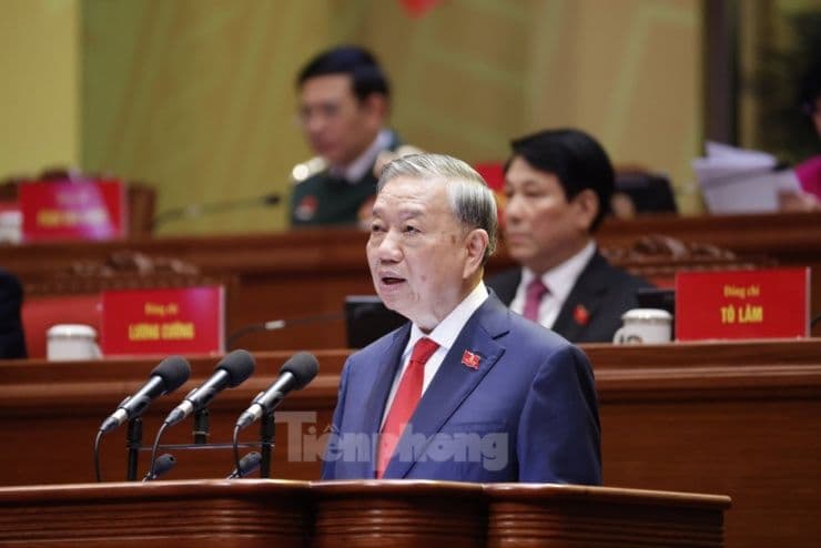 Tổng Bí thư Tô Lâm trình bày báo cáo tại Đại hội XIV, vạch ra định hướng cho chặng đường phát triển mới của Việt Nam.