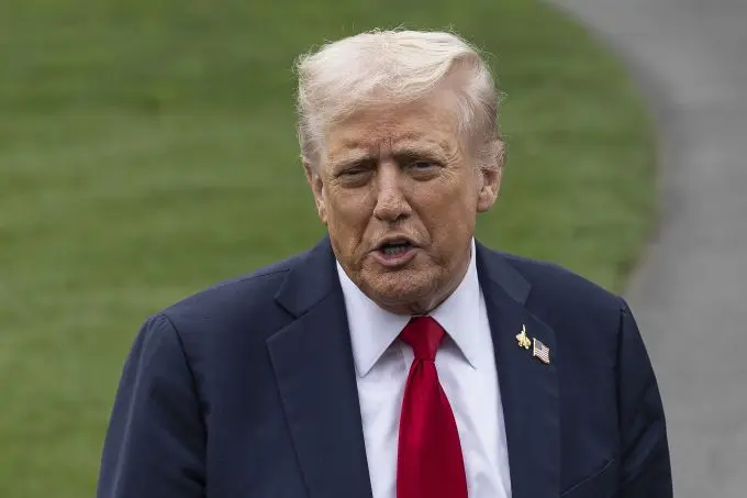 Tổng thống Donald Trump phát biểu, liên quan đến cuộc chiến ngân sách và chính trị tại Mỹ