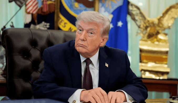 Tổng thống Mỹ Donald Trump phát biểu, lời nói của ông có thể tác động mạnh mẽ đến thị trường dầu mỏ toàn cầu và giá xăng dầu