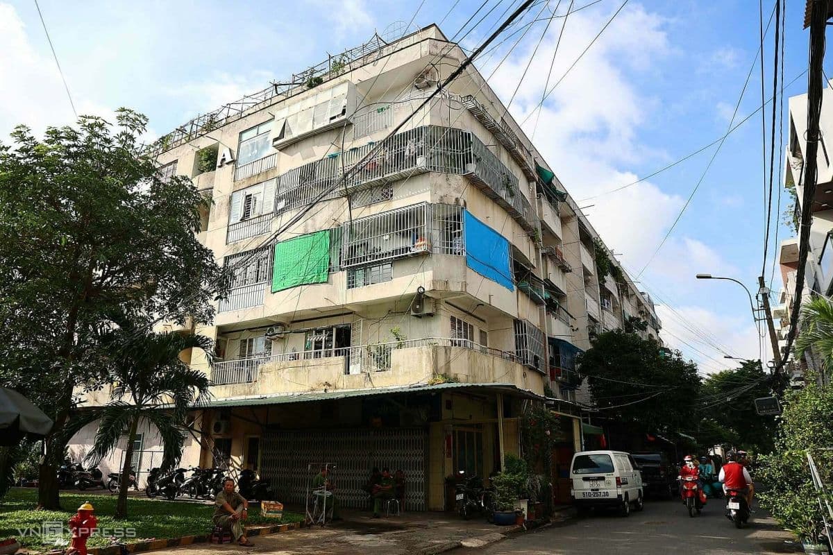 Toàn cảnh Cư xá Độc Lập, một khu chung cư cũ điển hình ở Sài Gòn, nơi xảy ra vụ cháy