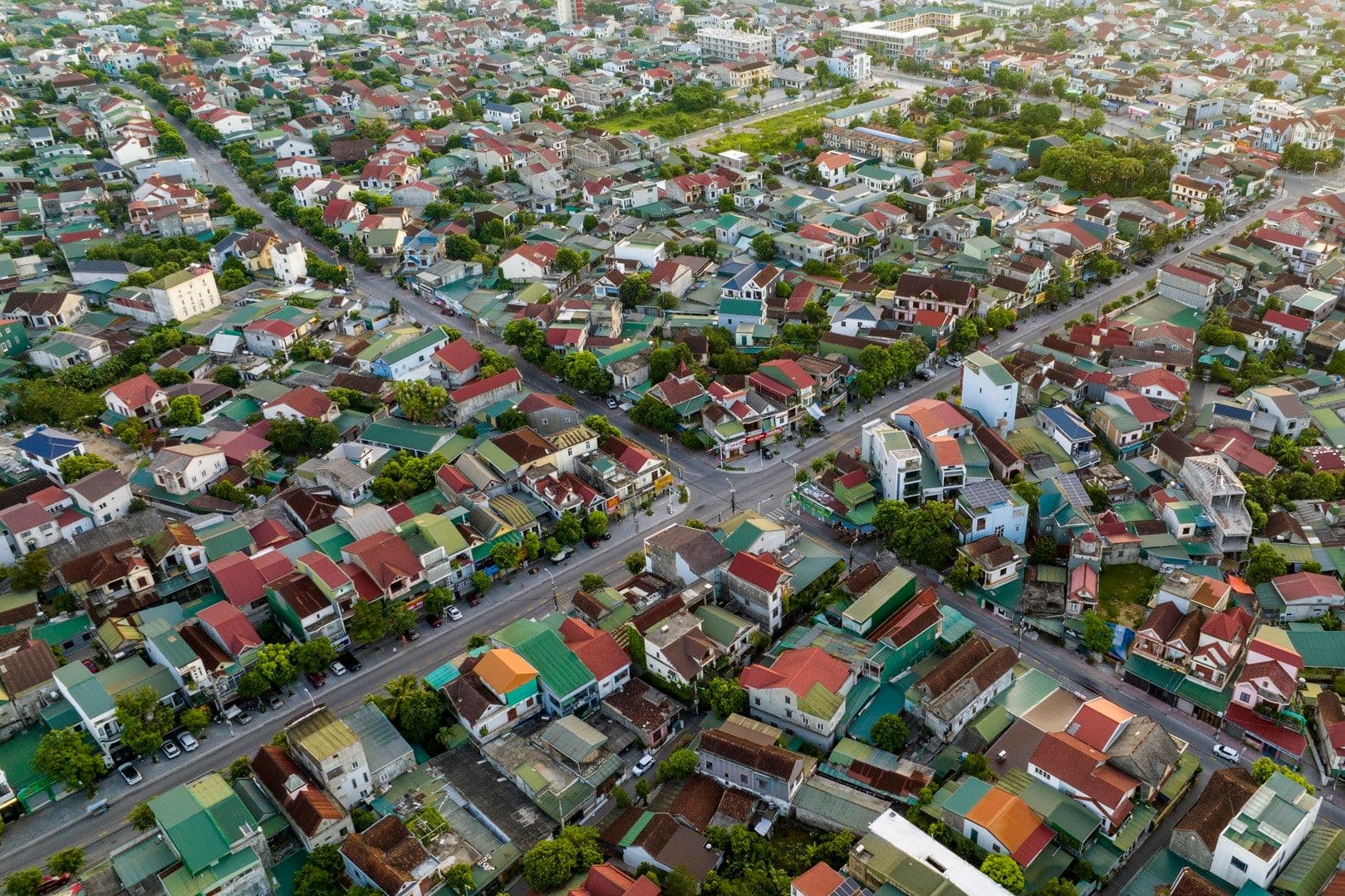Toàn cảnh một khu dân cư đô thị, nơi lòng tin và bản sắc cộng đồng bị ảnh hưởng bởi chính sách sắp xếp