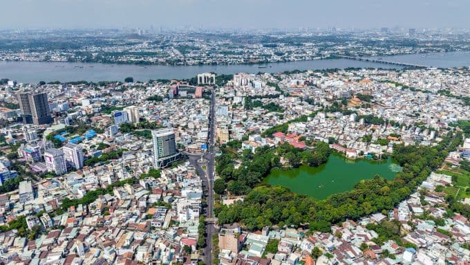 Toàn cảnh trung tâm thành phố Đồng Nai, thể hiện sự phát triển kinh tế và đô thị.