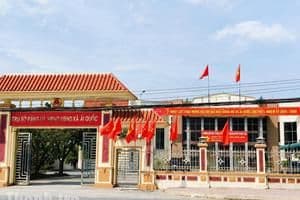 Trụ sở UBND xã Ái Quốc, biểu tượng của bộ máy hành chính cấp xã.