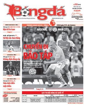 Trang bìa báo bóng đá về trận đại chiến Arsenal vs Man City, nhấn mạnh tầm quan trọng của cuộc đua ngôi vương.