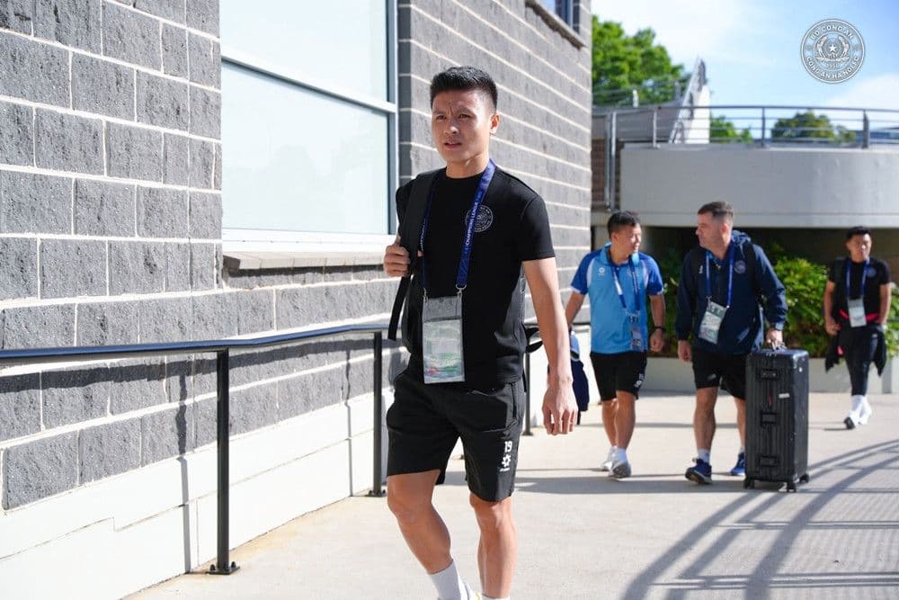 Trận đấu căng thẳng giữa CAHN và Macarthur FC tại AFC Champions League Two