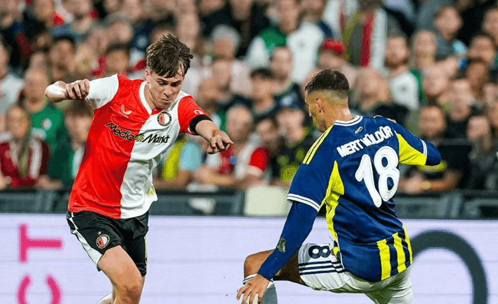 Trận đấu giữa Fenerbahce và Feyenoord, đối thủ tiềm năng của Benfica ở vòng play-off