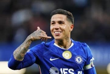 Trận đấu giữa Sunderland và Chelsea, hai đối thủ cạnh tranh suất dự cúp châu Âu với Brighton.