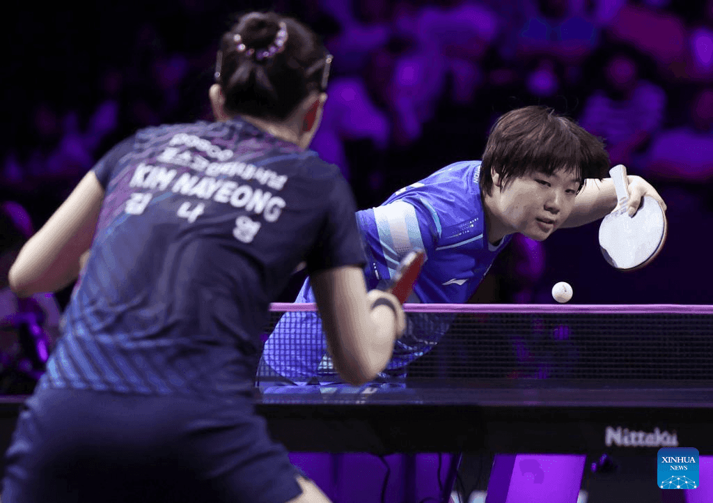 Trận đấu kịch tính giữa tay vợt Trung Quốc và Hàn Quốc tại WTT Champions Yokohama 2025