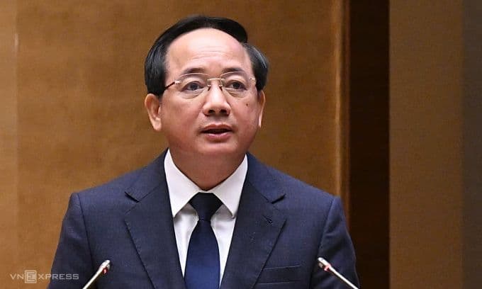 Trưởng ban Tuyên giáo và Dân vận Trung ương Trịnh Văn Quyết trình bày chuyên đề về văn kiện Đại hội XIV, minh họa việc kiến tạo dòng chảy thông tin chiến lược.