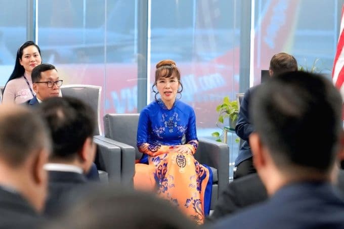 TS. Nguyễn Thị Phương Thảo, Chủ tịch Vietjet, phát biểu về các đơn hàng máy bay tỷ đô và tầm nhìn phát triển.