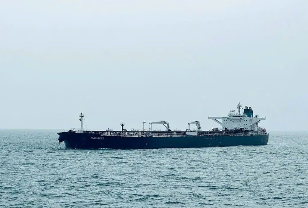 Tàu chở dầu trên Biển Đen, biểu tượng cho cuộc chiến bóng tối và địa chính trị phức tạp của khu vực
