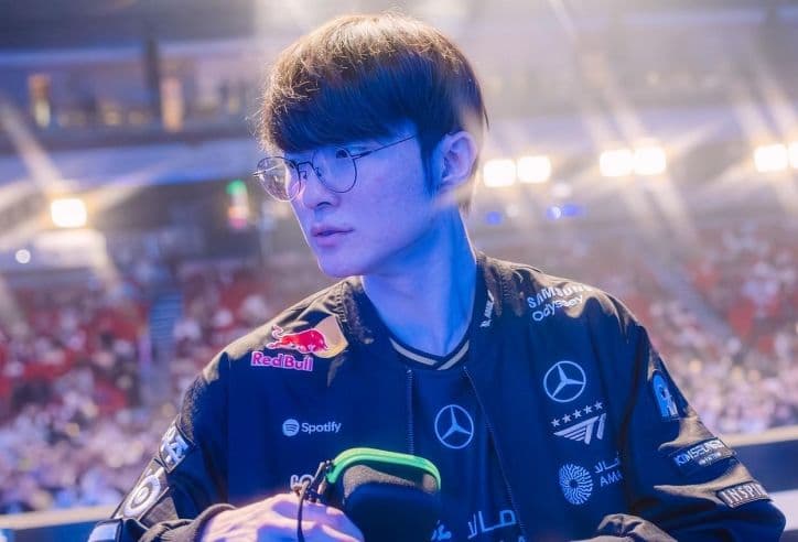 Tuyển thủ Faker của T1, biểu tượng của vương triều Liên Minh Huyền Thoại, tại CKTG 2025.