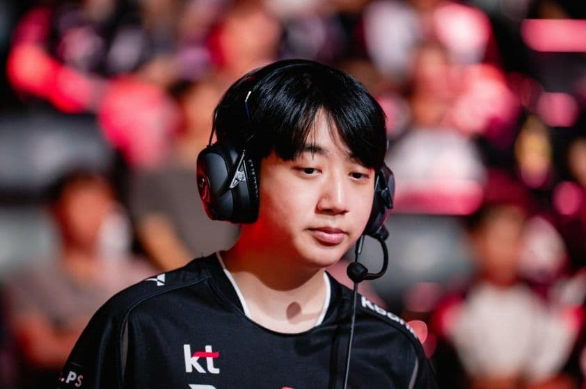 Tuyển thủ KT Rolster trên hành trình chinh phục Chung Kết Thế Giới 2025.