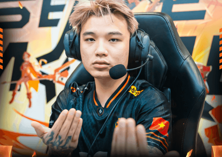 Tuyển thủ Liên Quân Mobile chuyên nghiệp thể hiện bản lĩnh trên đấu trường esports