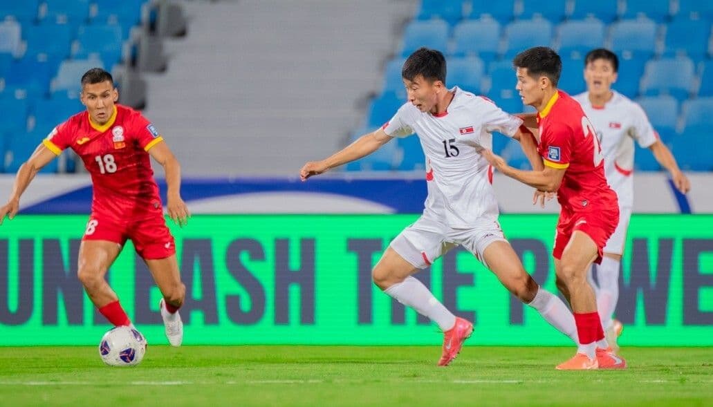 U23 Việt Nam thi đấu quyết liệt với U23 Triều Tiên tại giải CFA Team China 2026, thể hiện tinh thần xây dựng bản sắc mới.