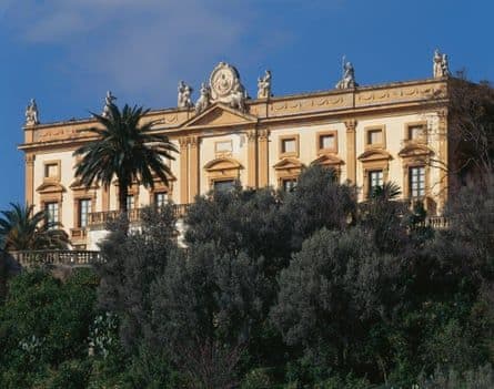 Villa Valguarnera ở Bagheria, biệt thự sang trọng nơi diễn ra đám cưới của Dua Lipa, tượng trưng cho sự kiện tầm cỡ.