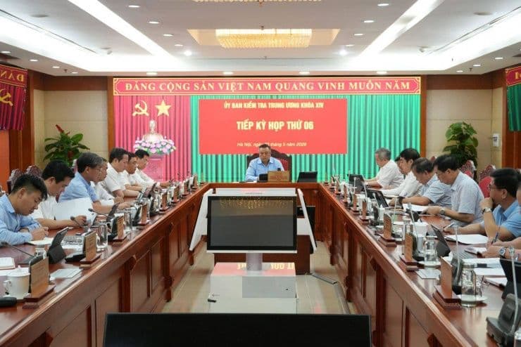 Ủy ban Kiểm tra Trung ương họp xem xét kỷ luật cán bộ cấp cao