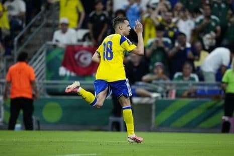 Yasin Ayari ăn mừng bàn thắng cho đội tuyển Thụy Điển tại World Cup 2026
